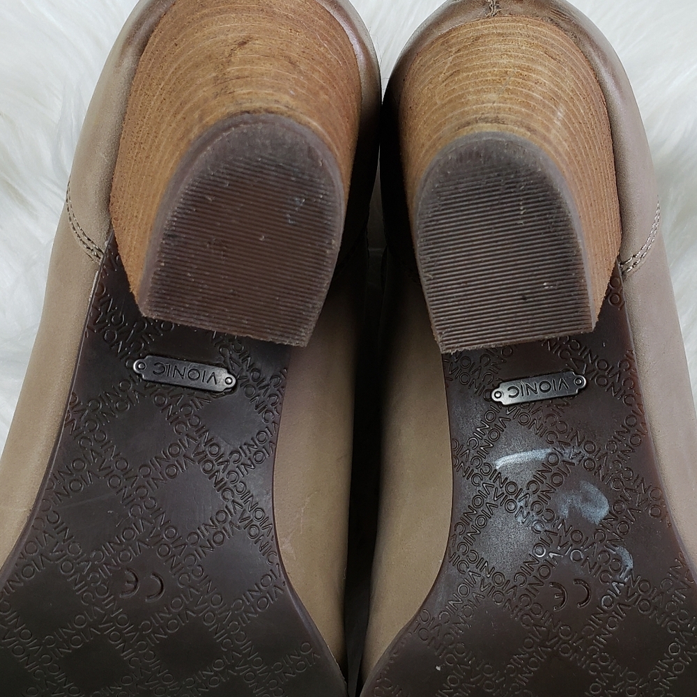 Vionic Rory buckle ankle bootie size 9 - Picture 8 of 16